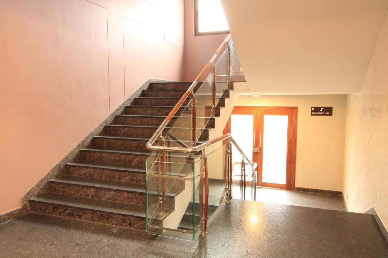 מלון מדוראי Ramrathna Residency מראה חיצוני תמונה
